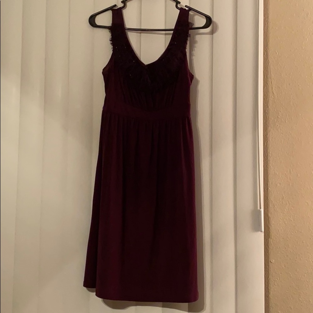A line dress with neck detail